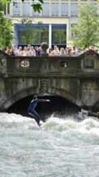Eisbachwelle